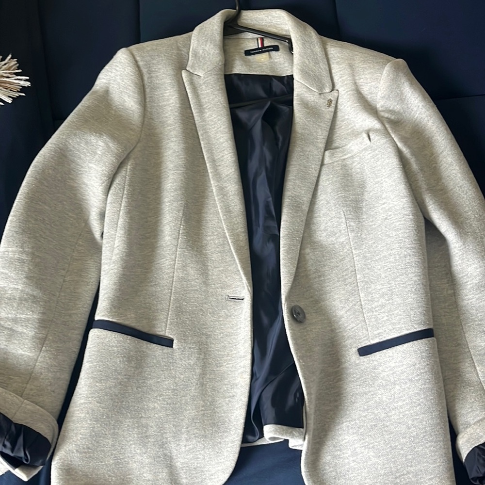 Tommy Hilfiger blazer size 10